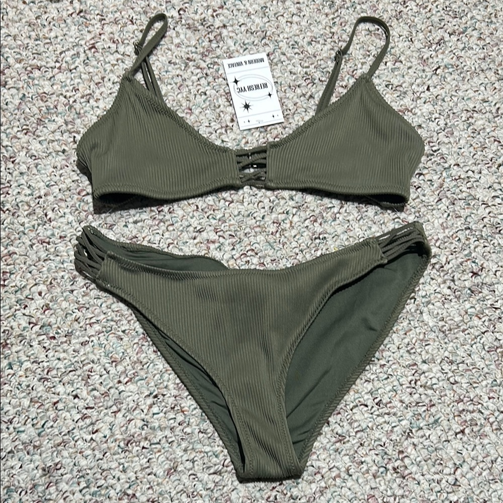 Garage Olive Green Ribbed Bikini Set Strappy Front Triangle Size Small‎